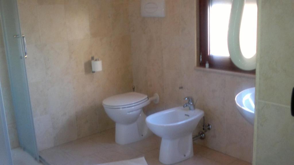 Hotel Veronese เชรินโญลา ภายนอก รูปภาพ